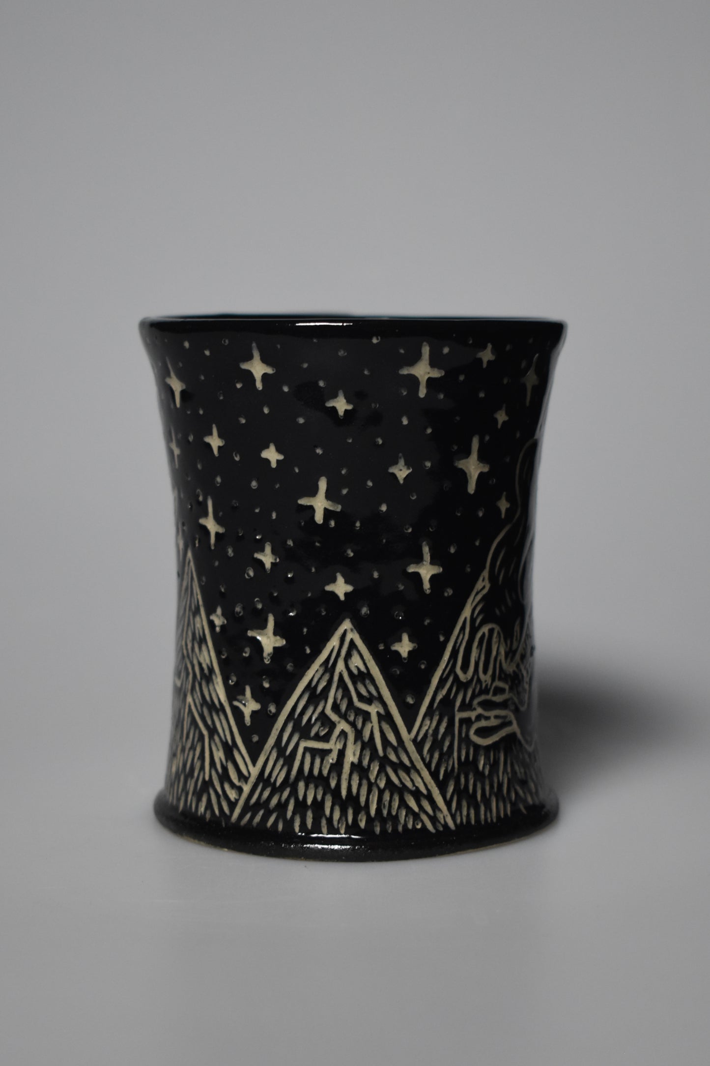 Three Hares Mug 10-14oz