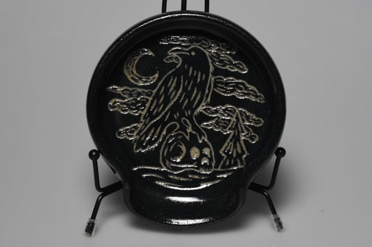 Wild Clay Raven Spoonrest